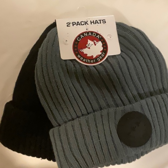 NWT 2 pack Canada weather gear winter hats - Picture 1 of 2